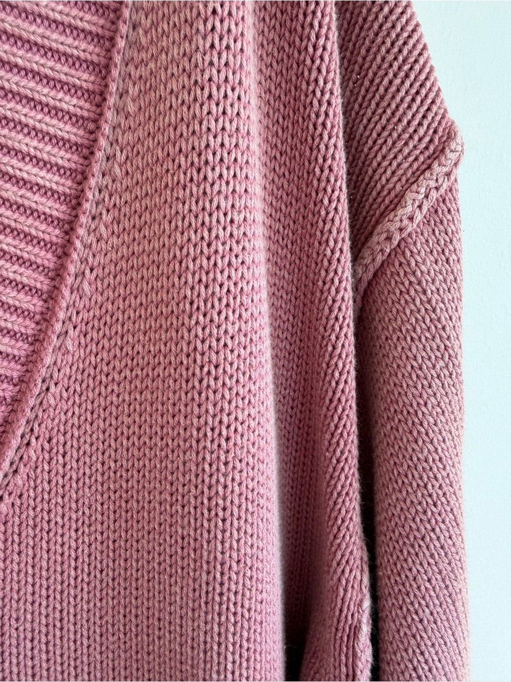 American Eagle Oversized V-Neck Sweater NWOT - Picture 5 of 6